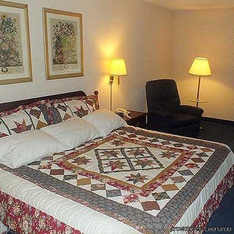 Rodeway Inn Mineral Wells Szoba fotó