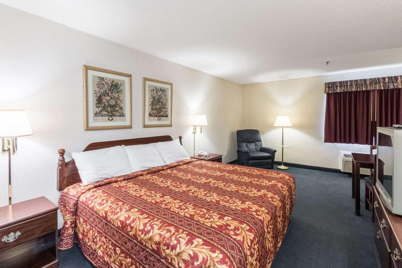 Rodeway Inn Mineral Wells Kültér fotó