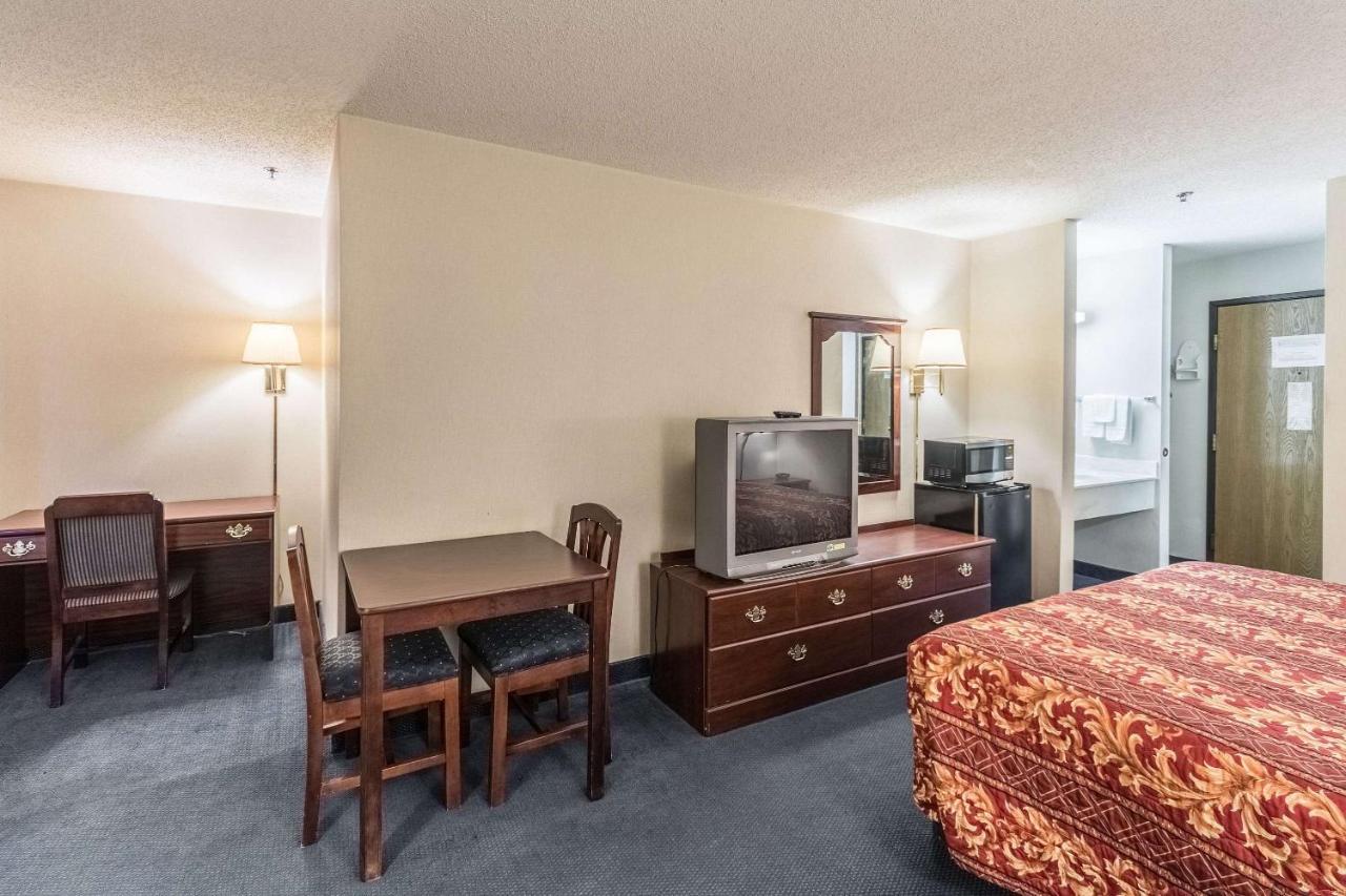 Rodeway Inn Mineral Wells Kültér fotó