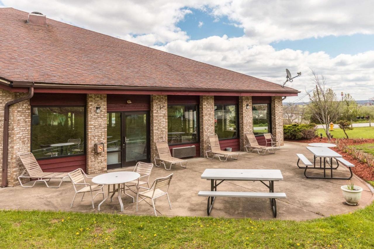 Rodeway Inn Mineral Wells Kültér fotó