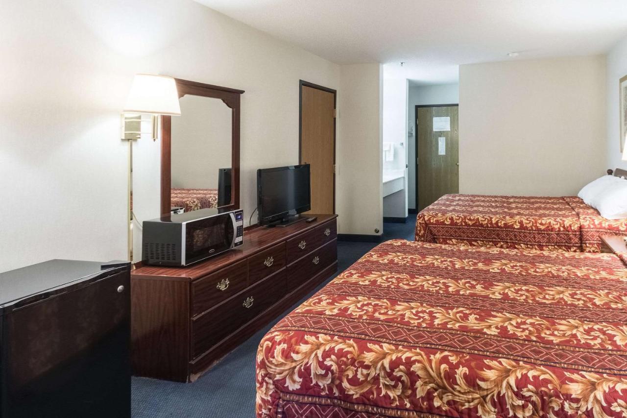 Rodeway Inn Mineral Wells Kültér fotó