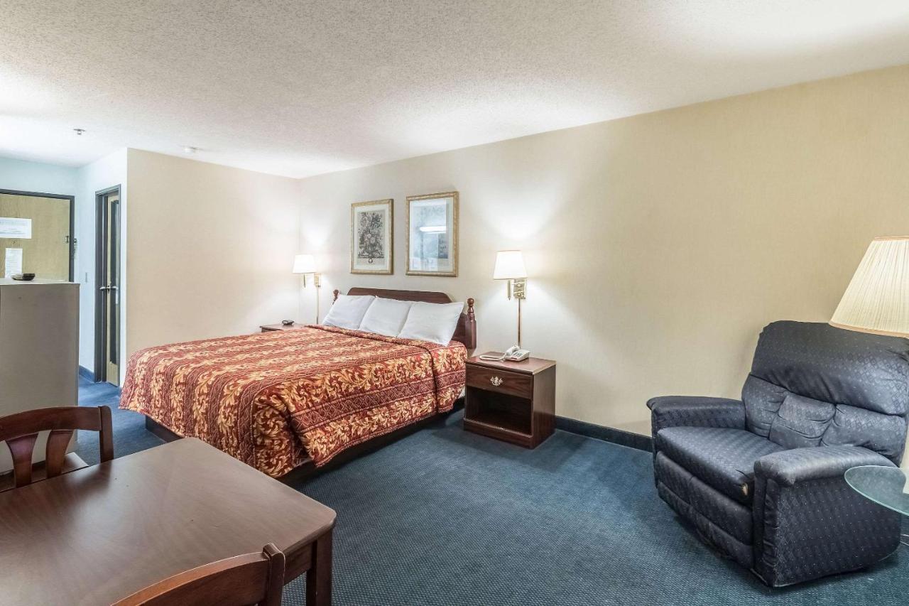 Rodeway Inn Mineral Wells Kültér fotó