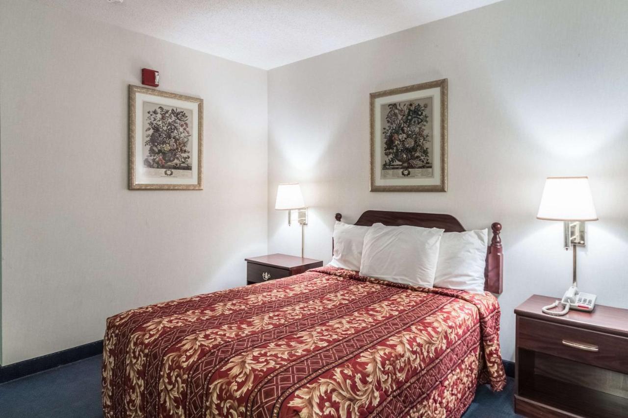 Rodeway Inn Mineral Wells Kültér fotó